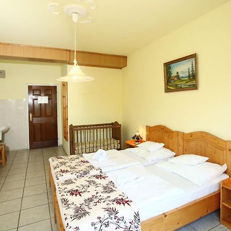 Hotel Korona Hajdúszoboszló Exteriör bild