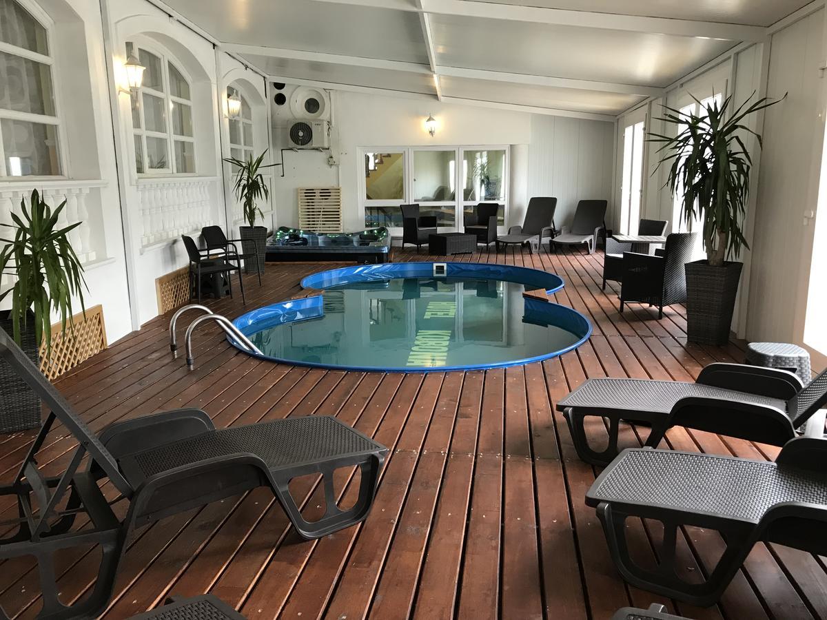 Hotel Korona Hajdúszoboszló Exteriör bild