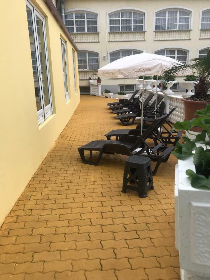 Hotel Korona Hajdúszoboszló Exteriör bild